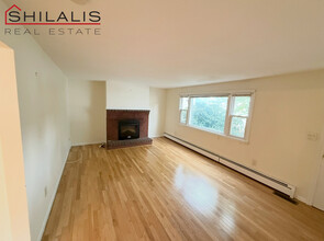 79 Waverley St in Belmont, MA - Building Photo - Building Photo