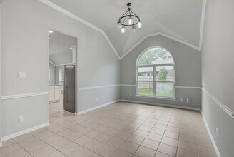 285 Rd 66121 in Dayton, TX - Building Photo - Building Photo