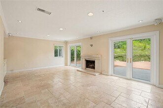 7169 Castle Peak Dr in Los Angeles, CA - Building Photo - Building Photo