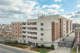 Maple Tower Condominium Apartamentos