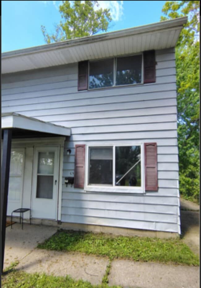 property at 1627-1629 E 33rd St