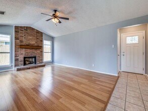 1104 Sea Isle Dr in Irving, TX - Building Photo - Building Photo