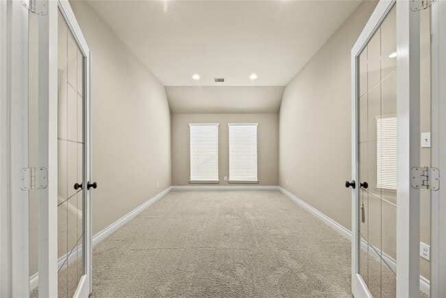 property at 5335 Stoneridge Ct