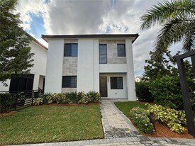 4493 NW 81st Ave in Doral, FL - Building Photo
