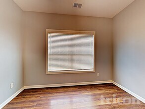 48 Sandstone Ct in Douglasville, GA - Foto de edificio - Building Photo