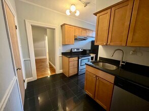 300 Benefit St, Unit 6 in Providence, RI - Building Photo - Building Photo