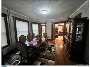 21 Roseland Ave in Waterbury, CT - Foto de edificio - Building Photo