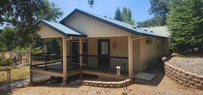 property at 497 Shasta Park Dr