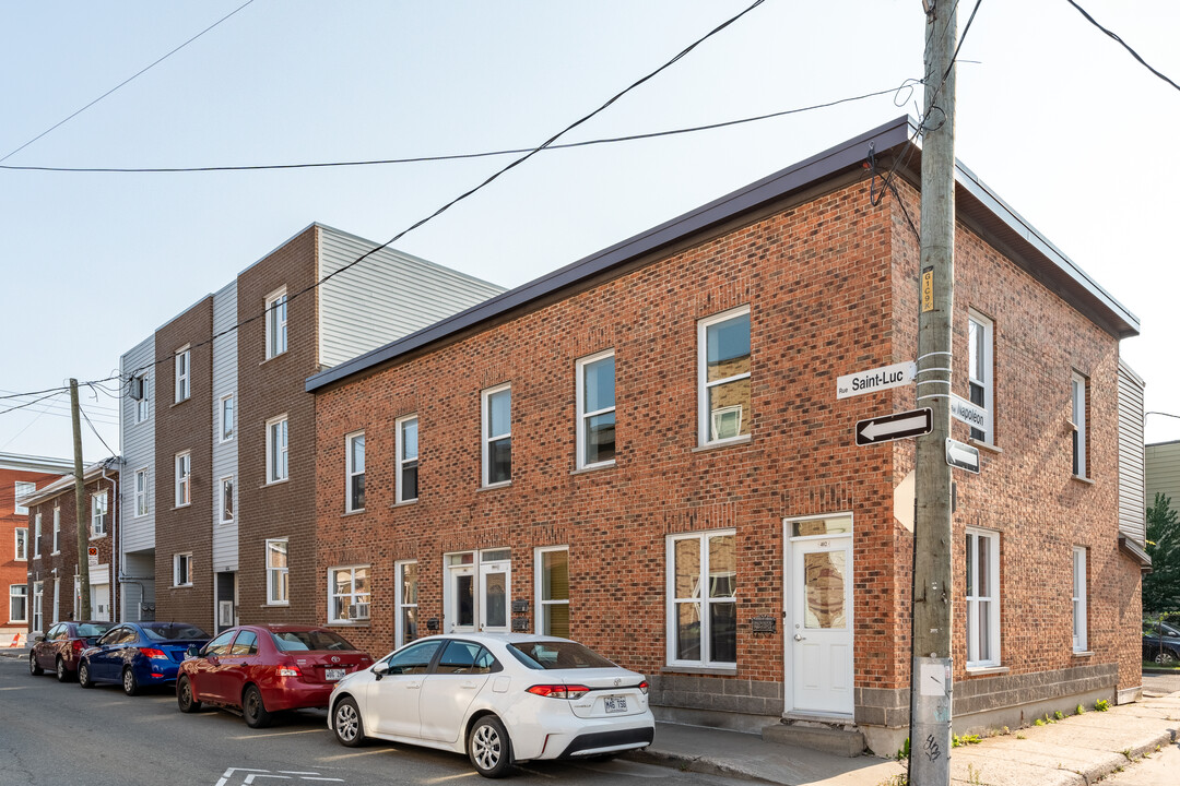 414 Saint-Luc Rue in Québec, QC - Building Photo