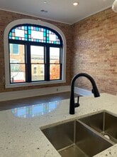 516 Phoenix St in South Haven, MI - Foto de edificio - Building Photo