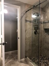 2565 Marilee Ln in Houston, TX - Building Photo - Building Photo