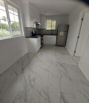 13660 Bonanza St, Unit ADU in Arleta, CA - Building Photo