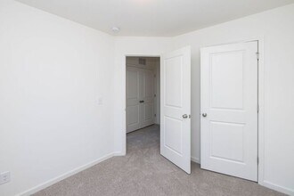 120 S Dorsett St in Oakboro, NC - Building Photo - Building Photo