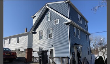 809 Charles St in Providence, RI - Foto de edificio - Building Photo