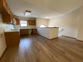2274 Holiday Rd in Coralville, IA - Building Photo - Building Photo
