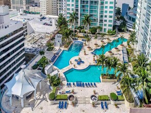 235 NE 2nd St in Miami, FL - Building Photo - Building Photo