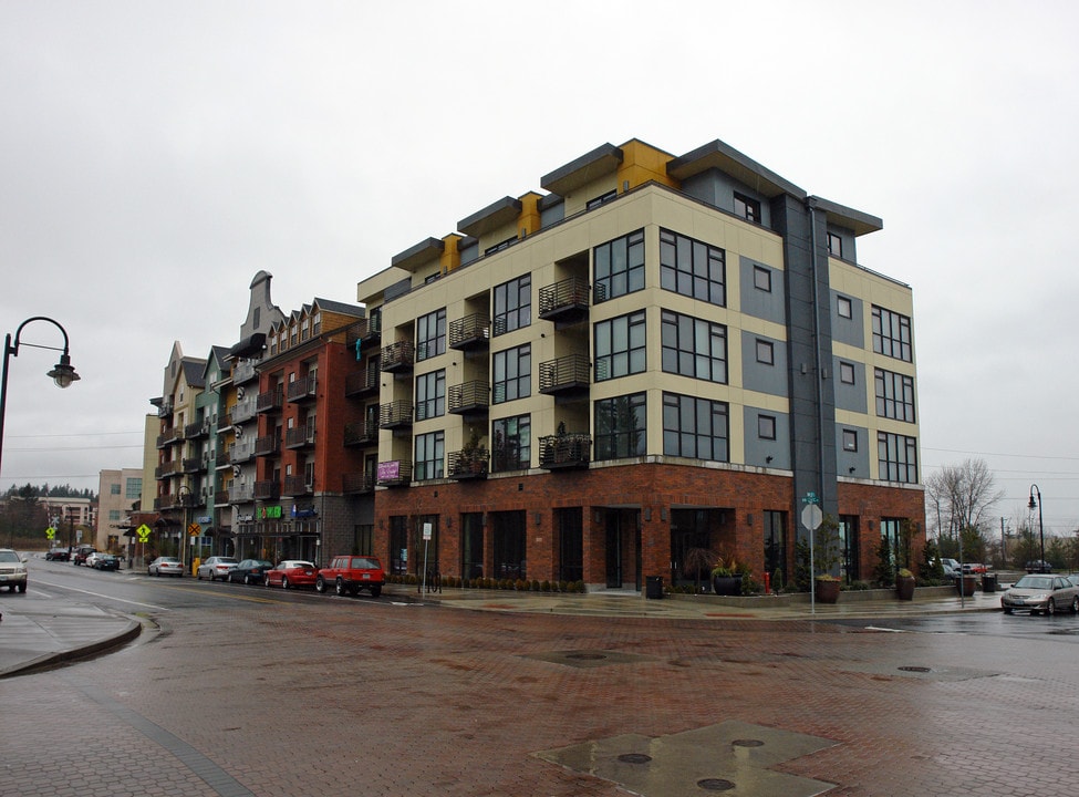 The Crossings @ Gresham Station in Gresham, OR - Building Photo