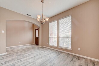 16942 Langham Crossing Ln in Houston, TX - Foto de edificio - Building Photo