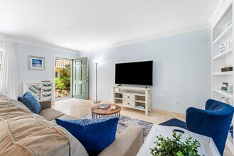 1030 Langer Way in Delray Beach, FL - Building Photo - Building Photo