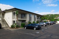 La Mesa Spring Gardens Apartments in La Mesa, CA - Building Photo - Building Photo