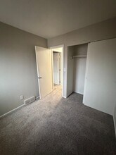 213 28th Ave W in Milan, IL - Building Photo - Building Photo