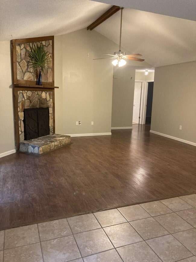 285 Willow Ave in Freeport, FL - Building Photo - Building Photo