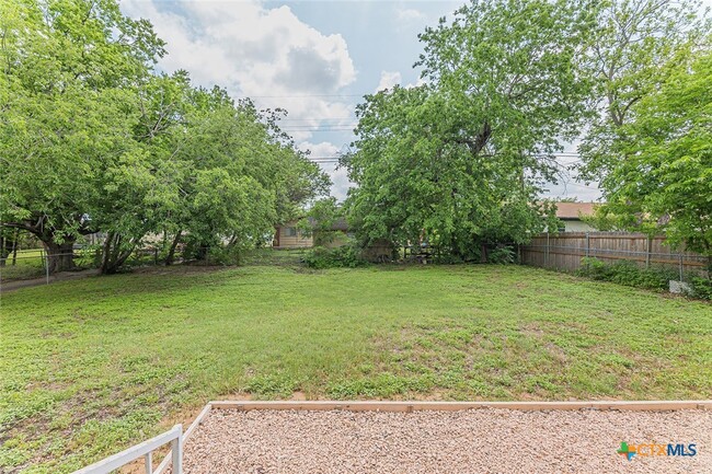 property at 1106 Illinois Ave