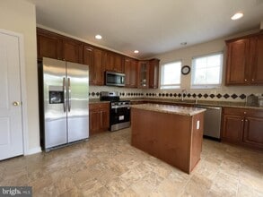 13859 Gullane Dr in Woodbridge, VA - Building Photo - Building Photo