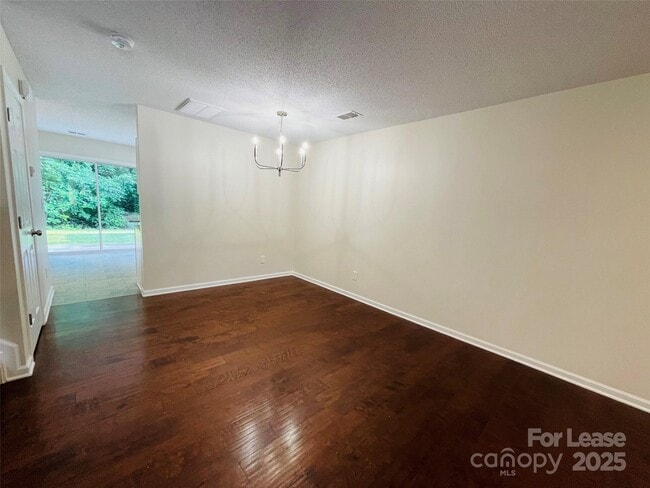8158 Rudolph Rd in Charlotte, NC - Building Photo - Building Photo