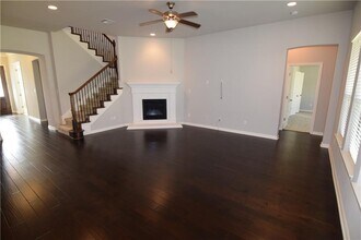 4109 Vinalopo Dr in Austin, TX - Building Photo - Building Photo