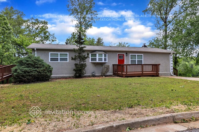 property at 4718 Rambling Rd NE