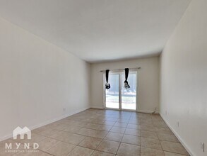 355 E Thomas Rd in Phoenix, AZ - Building Photo - Building Photo