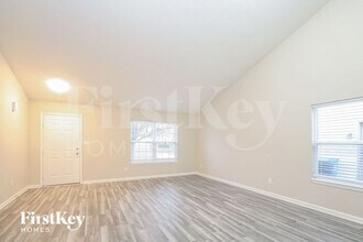 12368 Deerview Dr in Noblesville, IN - Building Photo - Building Photo