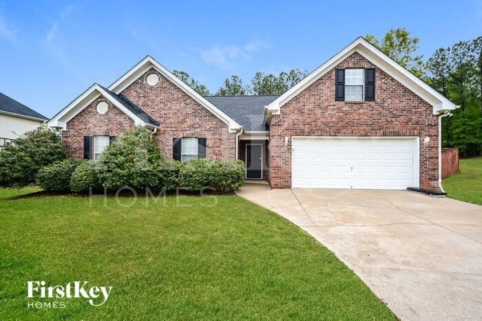 80 Pebble Ln in Covington, GA - Building Photo