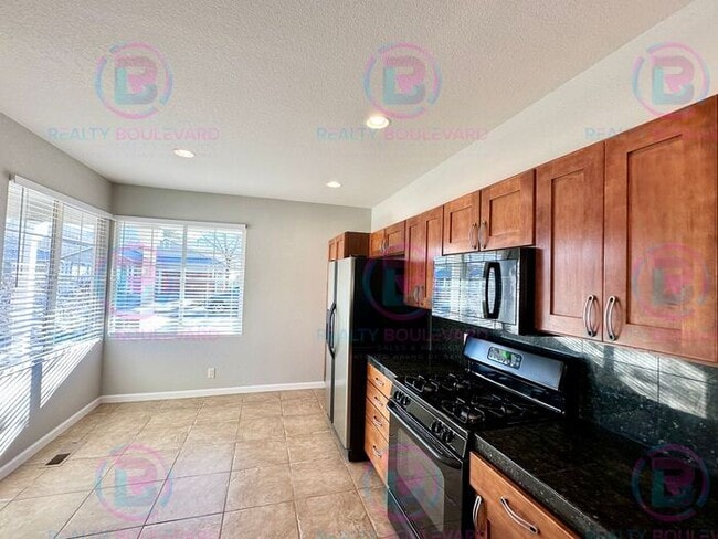 2115 Evergreen Park Dr in Reno, NV - Building Photo - Building Photo
