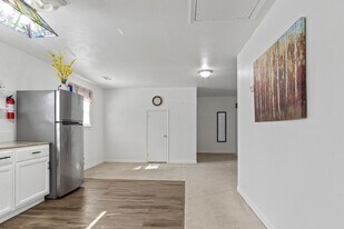 108 Cooley Rd in Williamsburg, VA - Building Photo