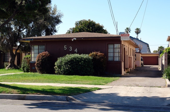 534 Stepney St in Inglewood, CA - Building Photo - Building Photo