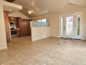 337 Las Vegas St in Morro Bay, CA - Building Photo - Building Photo