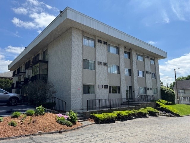 property at 250 Nesmith St