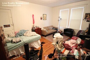 15 Scottfield Rd, Unit 2