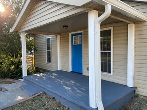 433 N Rocksprings St in Athens, GA - Building Photo - Building Photo
