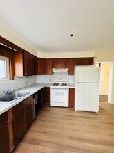 111 Walnut St in Everett, MA - Building Photo - Building Photo