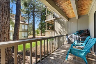 1001 Commonwealth Dr in Kings Beach, CA - Building Photo - Building Photo