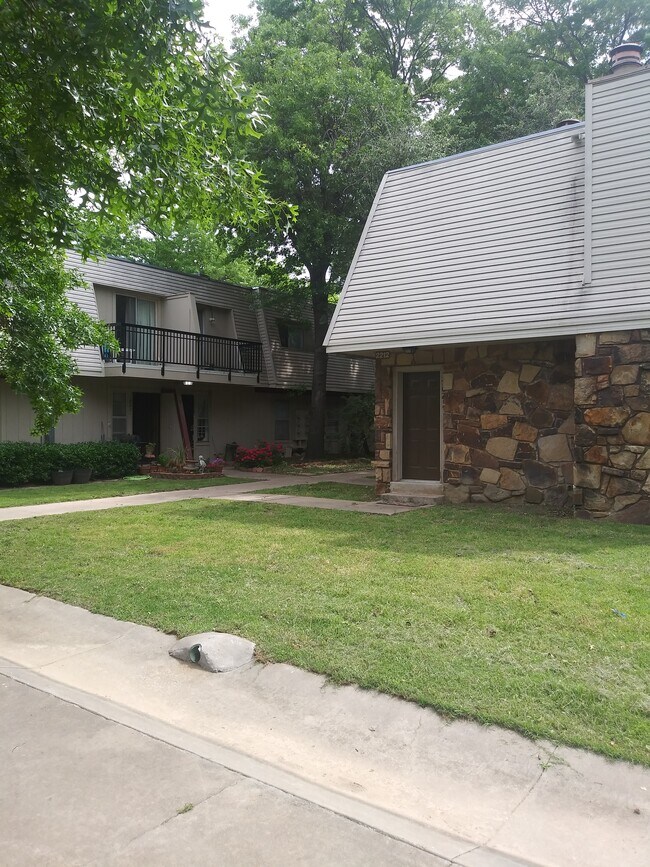 6617 S Zunis Ave Rentals in Tulsa, OK