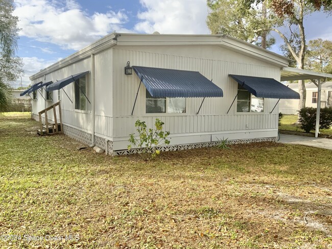 33 Paul Rene Dr in Melbourne, FL - Building Photo - Building Photo