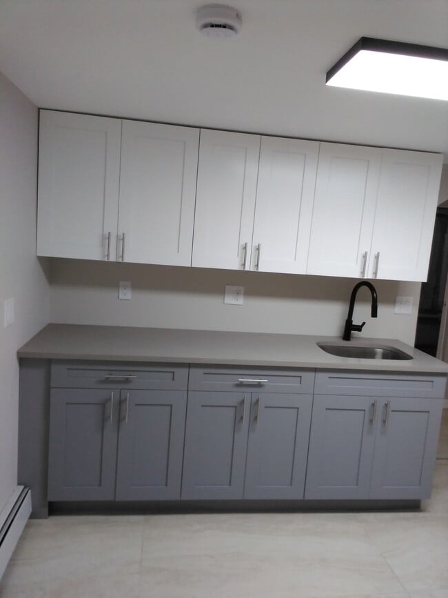 property at 21 Ramapo Rd