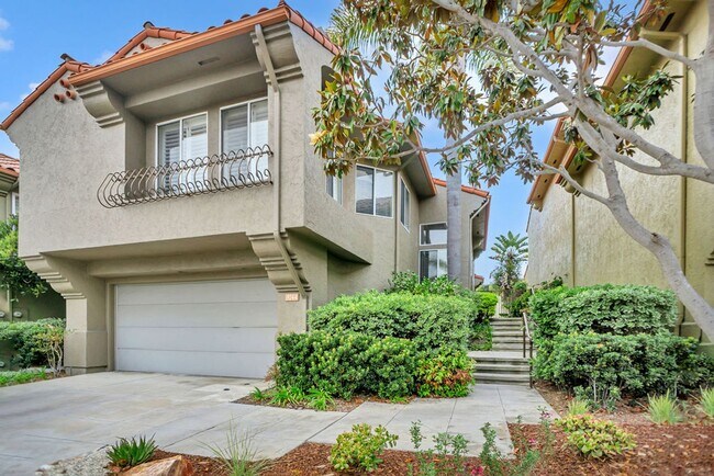 5744 Caminito Empresa in San Diego, CA - Building Photo - Building Photo