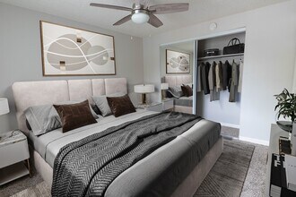 Roman Villa Apartments in Denver, CO - Building Photo - Building Photo
