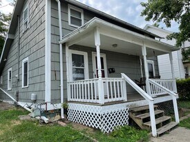 23 Franklin Ave in Athens, OH - Building Photo