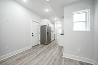 2117 S 4th St, Unit 2 in Philadelphia, PA - Building Photo - Building Photo